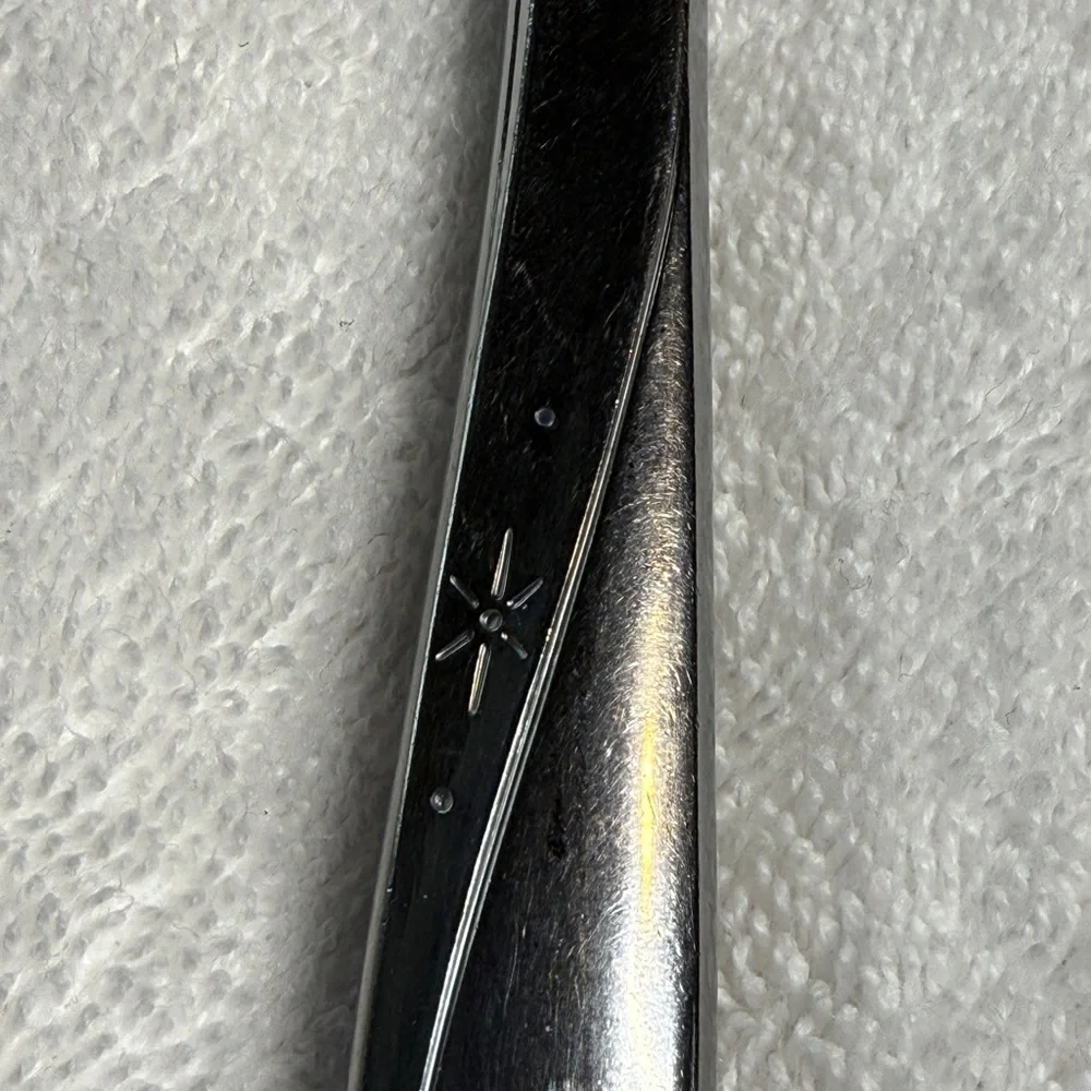 Stainless Steel Star-Accent Butter Knife - Silver